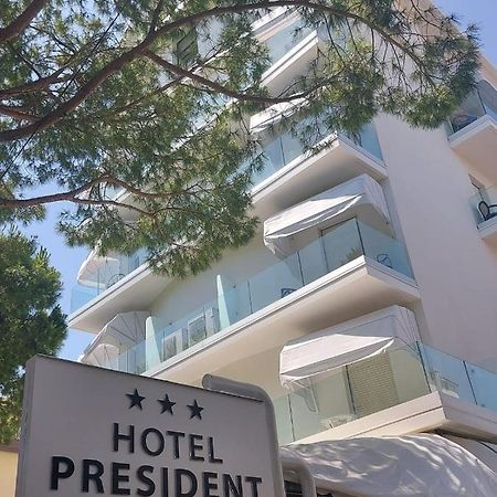 Hotel President リド・ディ・イエゾロ エクステリア 写真