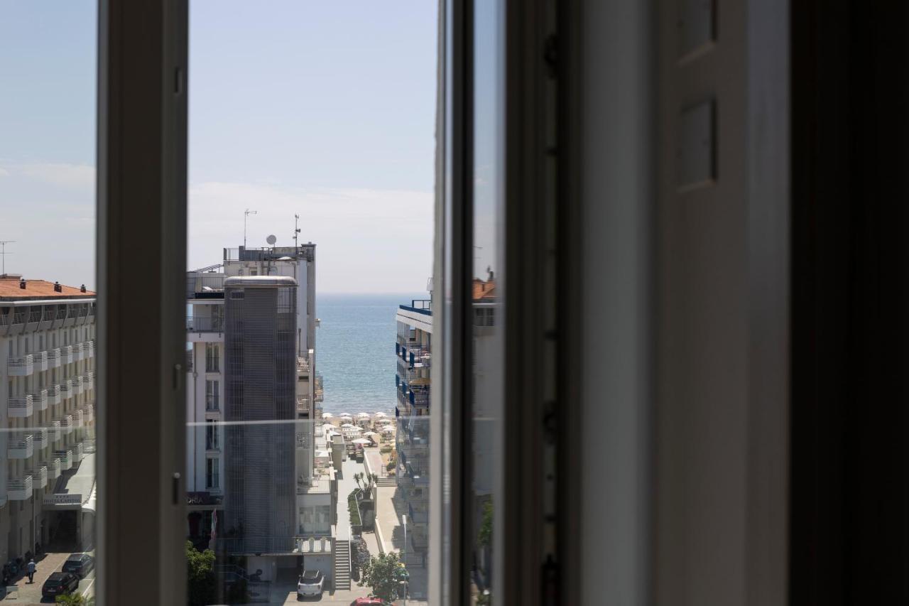 Hotel President リド・ディ・イエゾロ エクステリア 写真